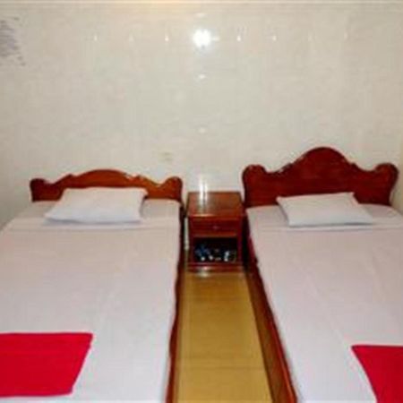 Lucky 2 Guesthouse Phnom Penh Esterno foto